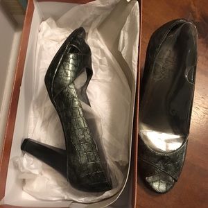 Great open toe work shoes